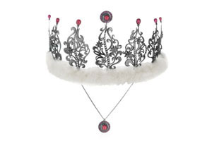 Mette Rosgaard, Rosgaard Collection - Tiara af oxideret sølv, med 2.3 carat champagnefarvede diamanter, 23.25 carat rubiner og hvid mink.